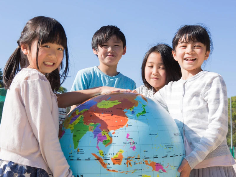 Elementary school students learning together at Regent Christian School